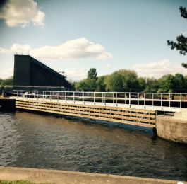 Holme Pierrepont Country Park: Bridge completion.: Click Here To View Larger Image